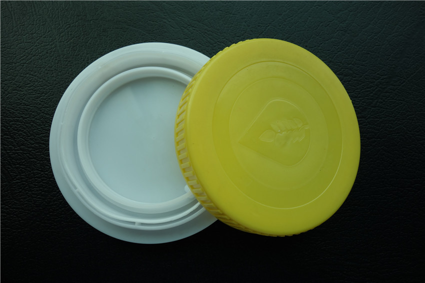 Oil cap 08